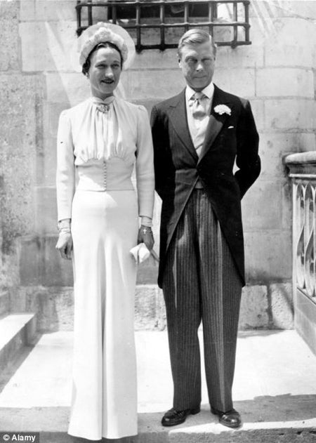 British Royal Wedding Outfits | 1920 to 2018 - Glitzy Secrets